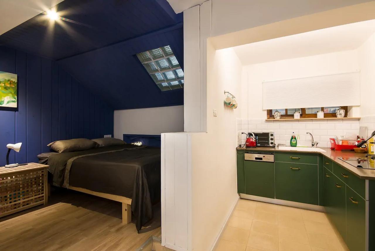 Cozy Apartment In The Carmel Center Haifa Eksteriør bilde